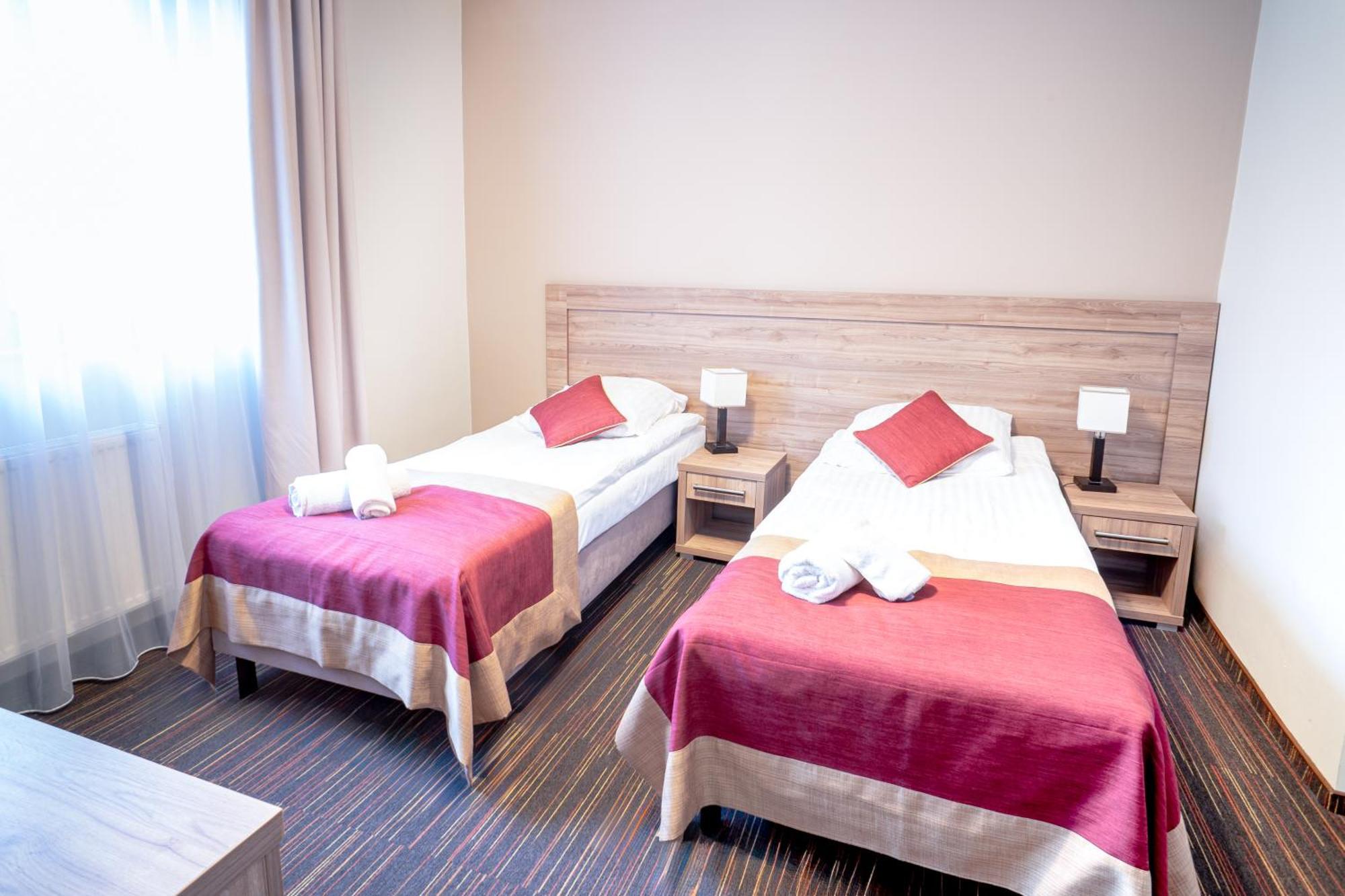 Osrodek Szkoleniowo-Wypoczynkowy "Lesnik" Hotel Ustka Luaran gambar