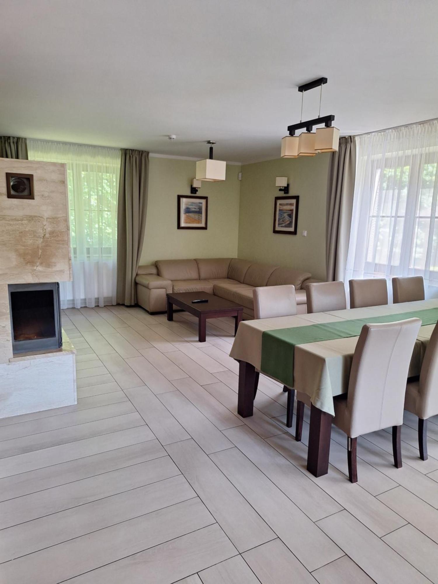 Osrodek Szkoleniowo-Wypoczynkowy "Lesnik" Hotel Ustka Luaran gambar