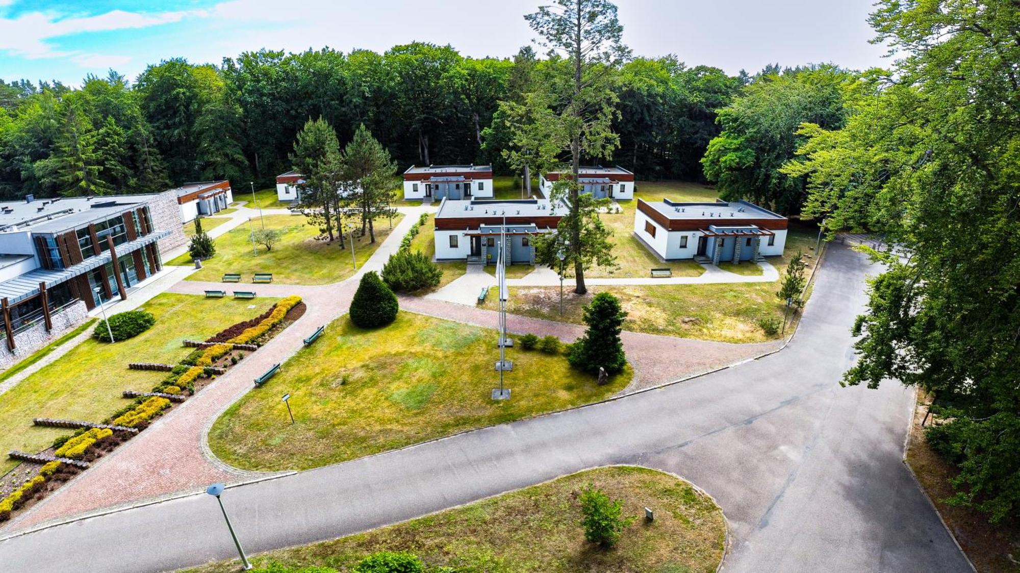 Osrodek Szkoleniowo-Wypoczynkowy "Lesnik" Hotel Ustka Luaran gambar